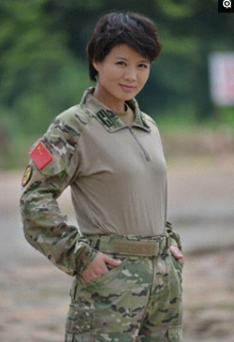 《特种兵之火凤凰》中的女演员,个个貌美如花