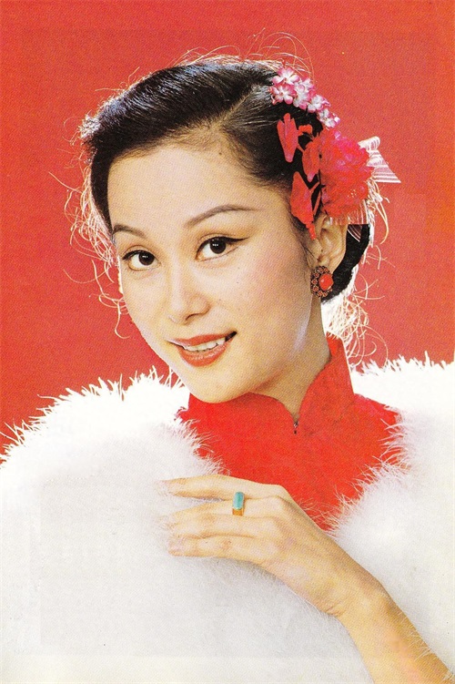 老照片:邵氏女侠施思