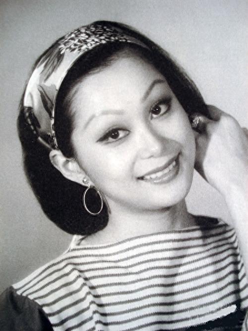 老照片:邵氏女侠施思