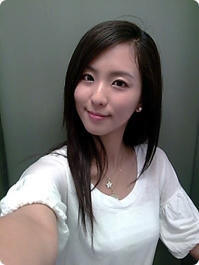 校花出身的周晓涵,个性率真,独立有主见