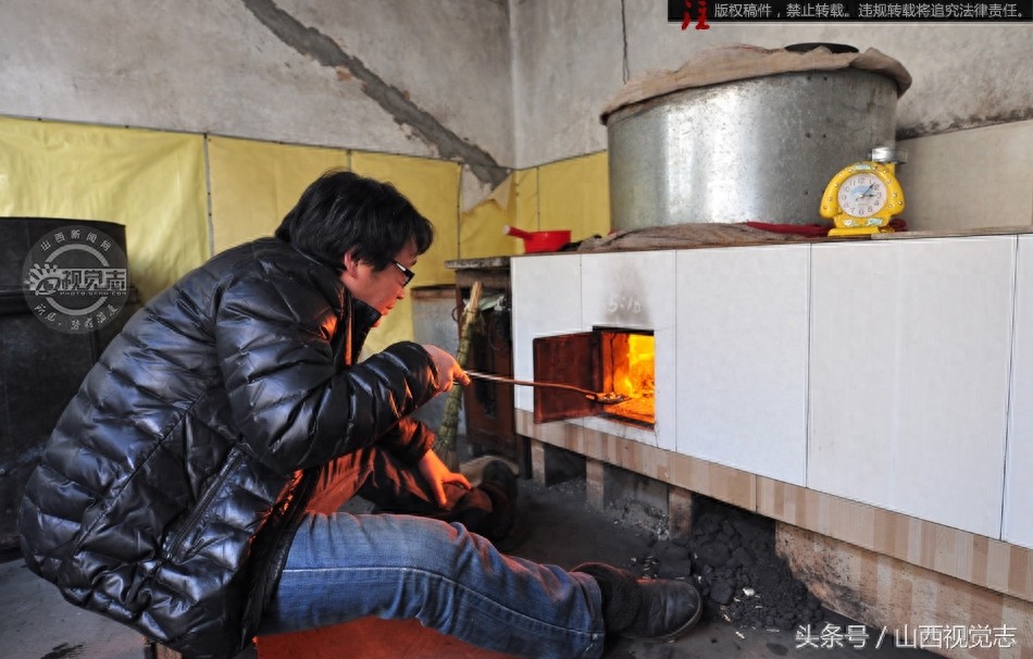 “非遗”：春节临近定襄面塑年味足