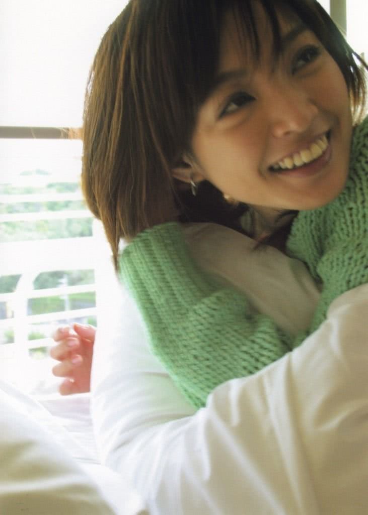 国仲凉子个人资料写真作品