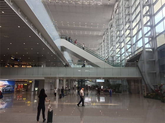 国内最新最美空港——广州白云机场T2航站楼