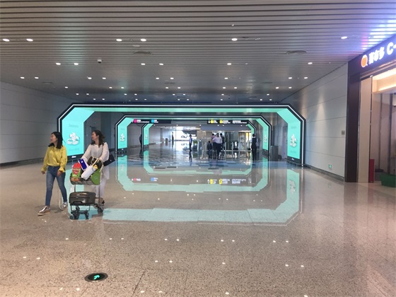 国内最新最美空港——广州白云机场T2航站楼