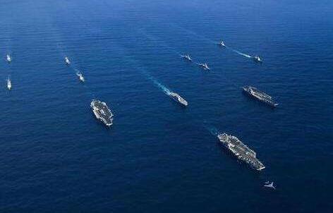 人类可造80万吨油轮，为什么美国海军却严格限制航母吨位？