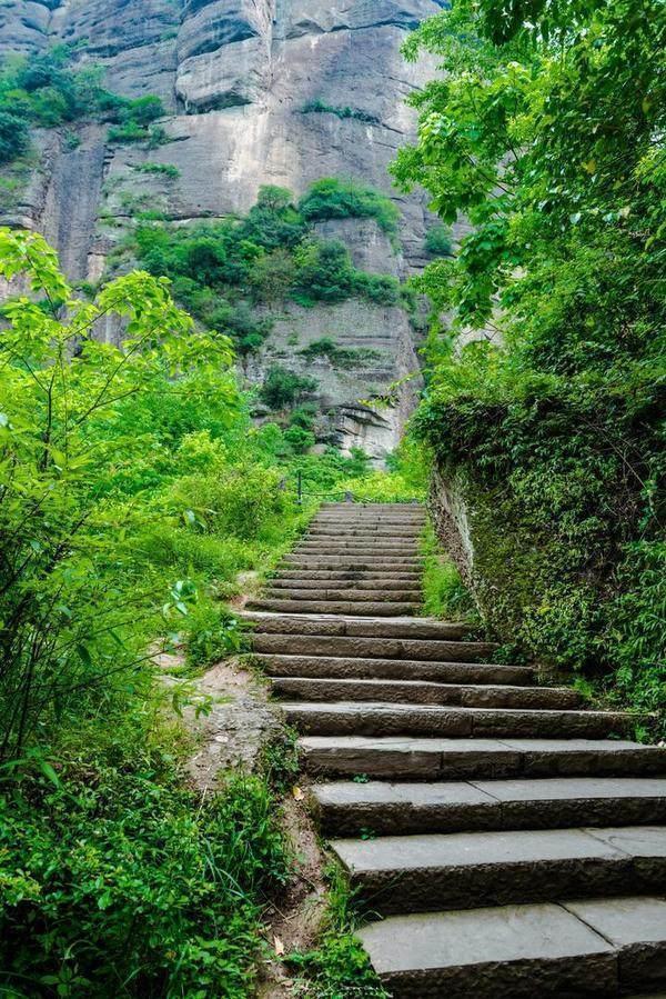 蜀道难，难于上青天—剑门关
