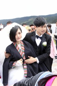 ​洞房花烛张杰竟然抛下谢娜和他彻夜畅谈？ 这是偶像剧秒切喜剧啊！