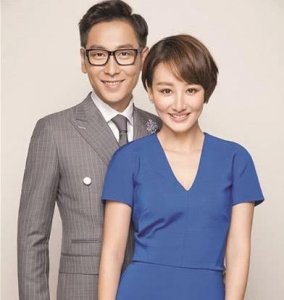 ​恋爱7年越走越近，从夫妻俩发展成为同事，如今结婚多年恩爱如初