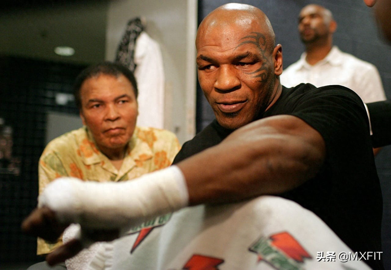 拳王泰森罕见的32张图，回顾拳王的传奇一生