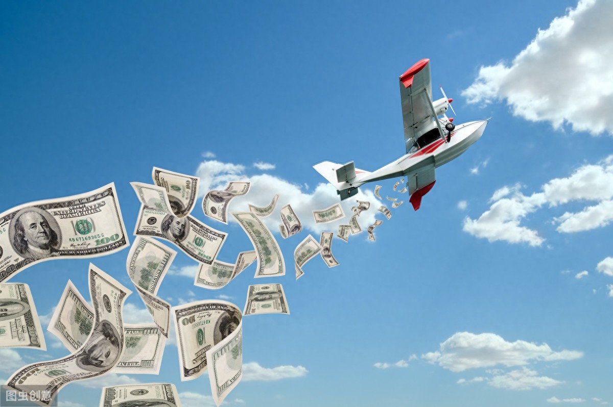 蕾哈娜罕见承认恋情，男友系阿拉伯富商，网友：心都碎了