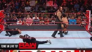 盘点今年全球摔迷最喜欢的五段WWE视频 罗曼&赛思救院长只排第四