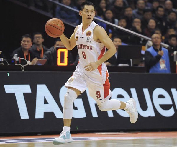 张庆鹏是怎么讽刺辽宁队的 没有一个固定的归属队伍