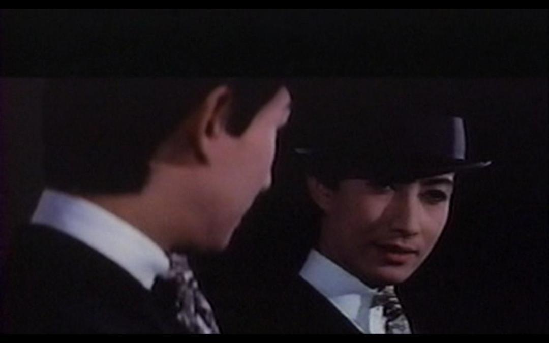 美轮明宏个人资料写真作品