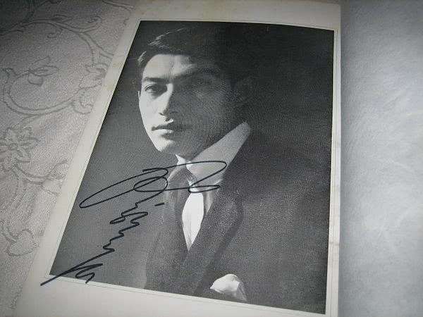 美轮明宏个人资料写真作品