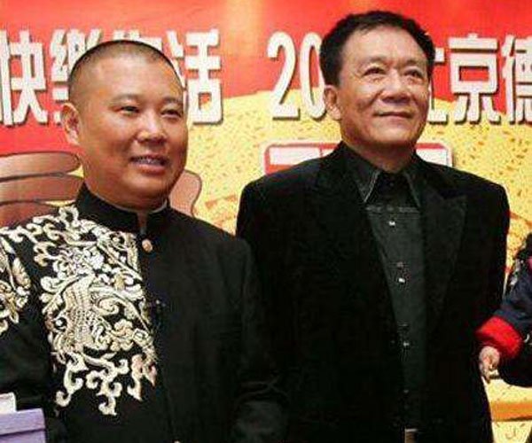 戴志诚娶了侯耀文的媳妇 有人说他不道德