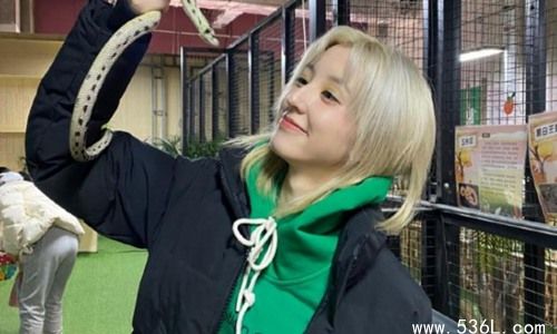 华晨宇新恋情曝光 现任女友竟然是演员王悦伊