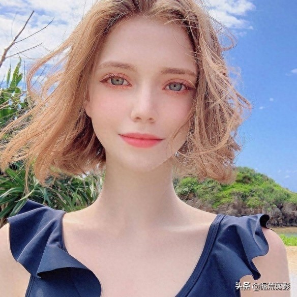 98年出生于德国Chloe，你认为是洋娃娃还是仙女？