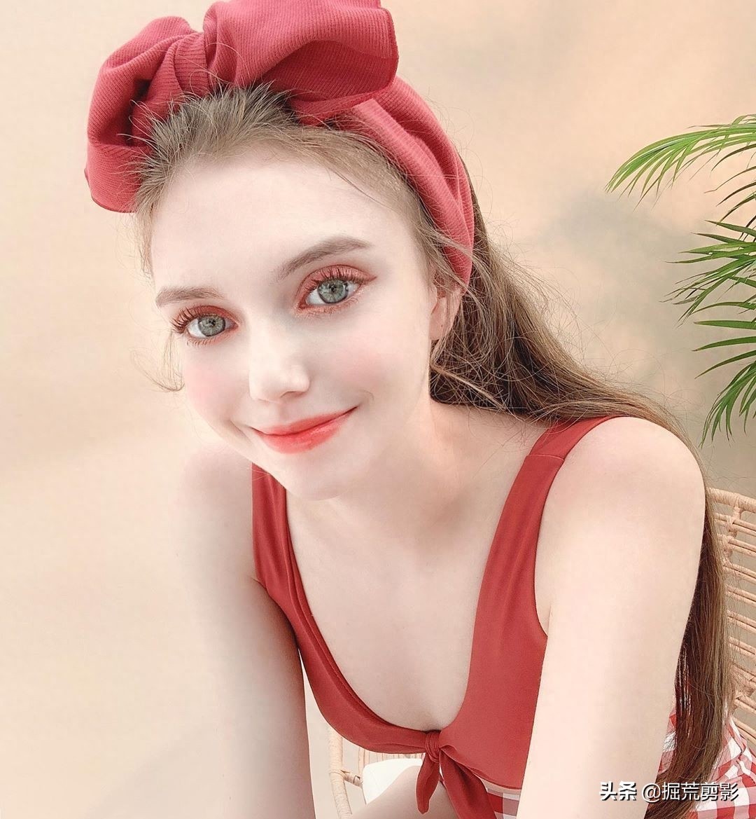 98年出生于德国Chloe，你认为是洋娃娃还是仙女？