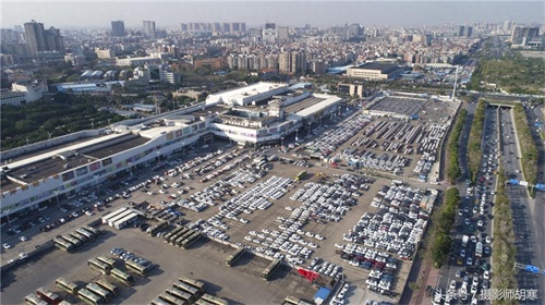 5号停机坪快成巨型停车场,昔日这可是广州国际机场哦