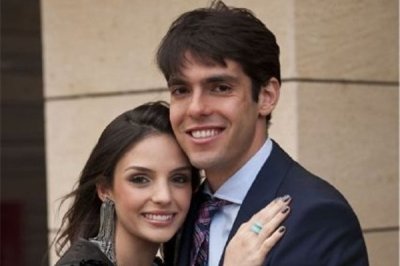 ​卡卡前妻现状后悔吗 没有再婚照顾孩子