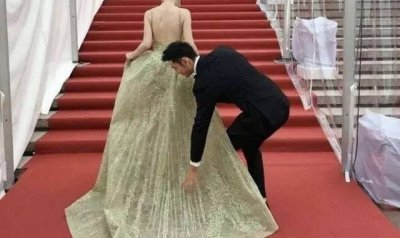 ​娱乐圈离婚不断，他们居然相爱依旧，你是否看好？