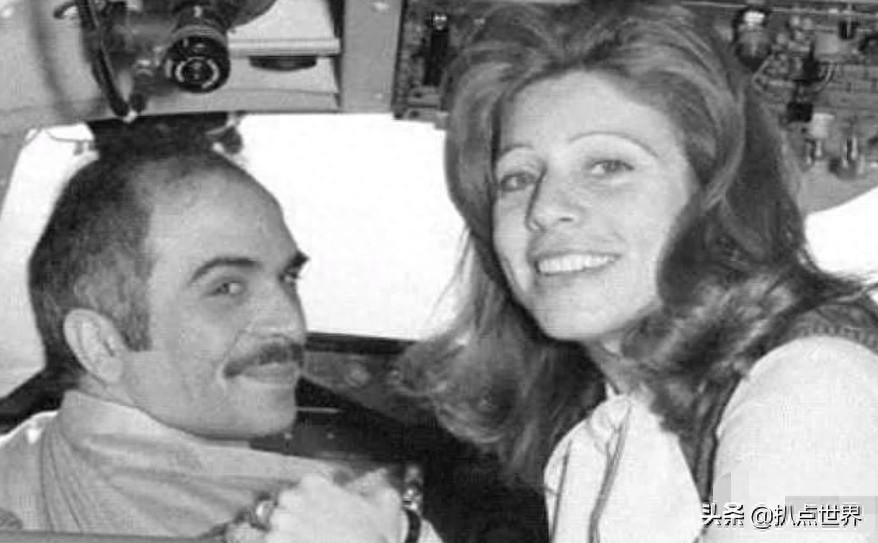 约旦传奇的“九命猫”国王，娶过四个妻子，个个才貌双全