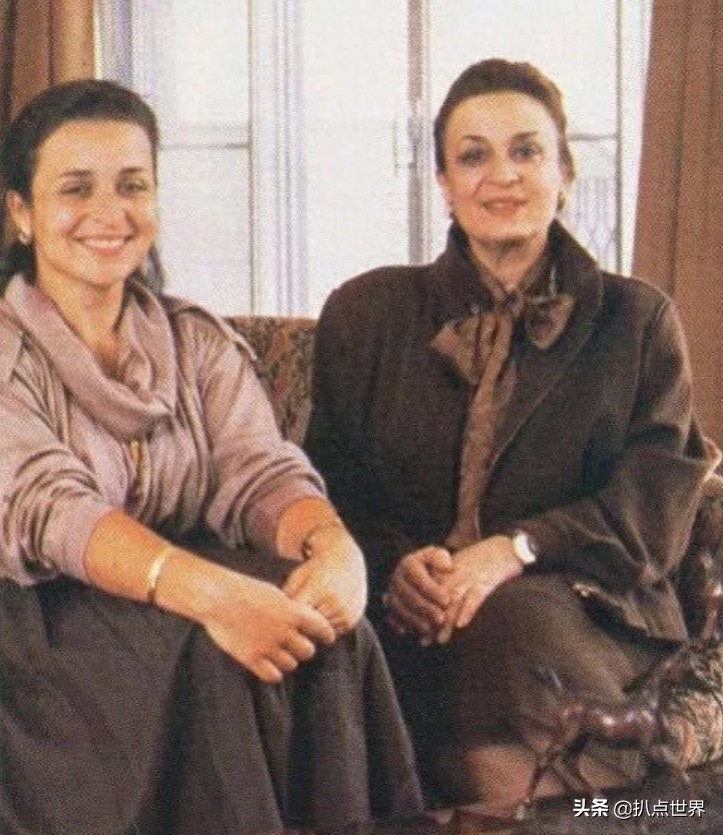 约旦传奇的“九命猫”国王，娶过四个妻子，个个才貌双全