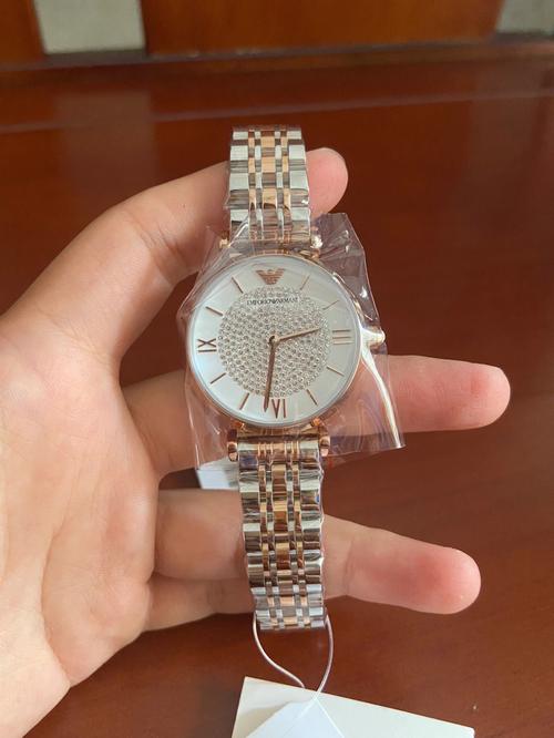 阿玛尼满天星真假如何鉴别(阿玛尼满天星这些鉴别小技巧你知道吗)