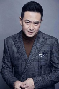 ​张嘉译与二婚老婆恩爱15年女儿9岁，婚姻事业圆满妻子原是“她”