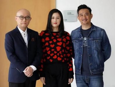 ​节目上指导女嘉宾的情感，私下却和丈夫离婚，黄澜到底有多可笑？