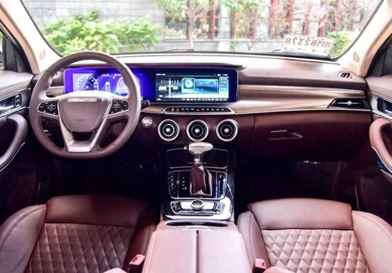 军工品质猎豹汽车全新旗舰SUV-Mattu外形霸气，售11.68万起，值吗