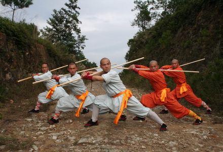 真实的金箍棒长什么样子(金箍棒是一头粗一头细吗)