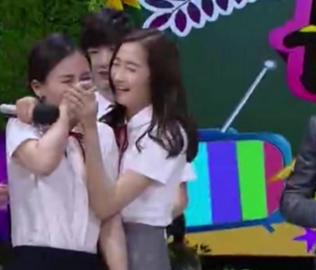 关晓彤人品：是好？是坏？大众的眼睛是“雪亮的”