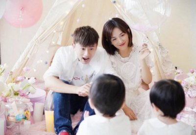 ​喜得双胞胎的明星