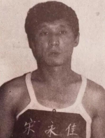 东北悍匪乔四全套剧集(东北黑道皇帝乔四)(3)