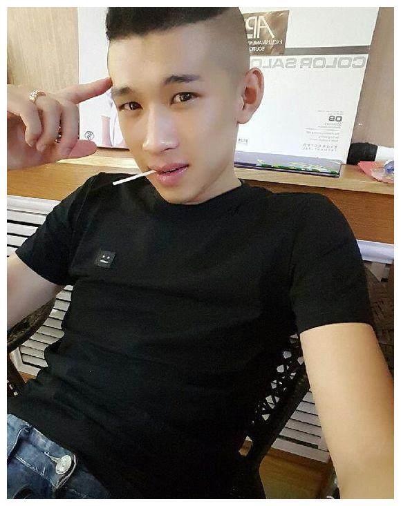 新网红“四大天王”有多火?网友:天佑都斗不过他们了!