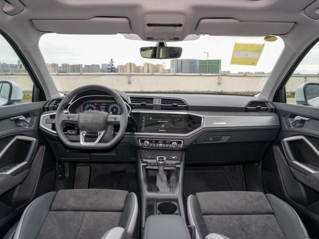 奥迪Q32025款国VI最低多少钱？奥迪Q3买车价-