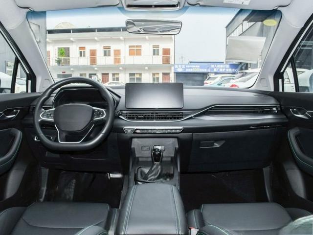 帝豪S2025款手动挡成交价格最低是多少钱?帝豪S报价-