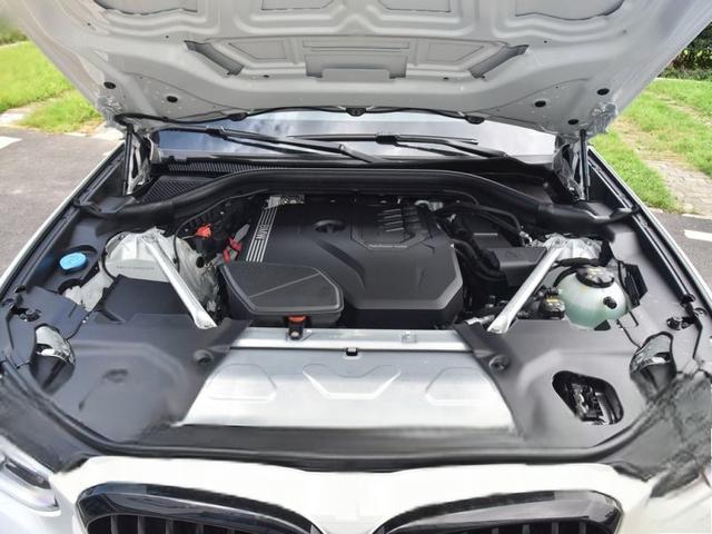 宝马X42025款落地需要多少钱？-