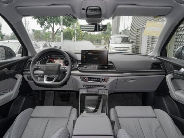 奥迪Q5L2025款落地要多少钱?奥迪Q5L买车价-