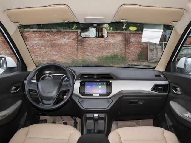 五菱宏光S2025款5座落地需要多少钱？五菱宏光S价格-