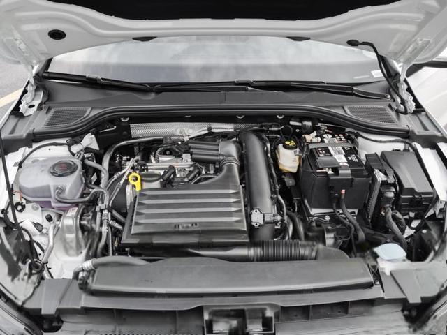 高尔夫两厢最低价格是多少钱？高尔夫提车价-