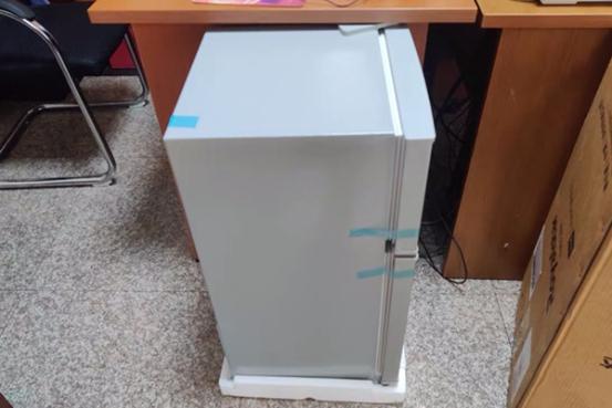 冰箱封条怎么更换？-