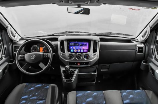 搭2.5T柴油发动机 东风御风超值版上市售10.38万起-