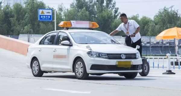 驾照包过联系包拿证多少钱?考驾照多久能拿证-