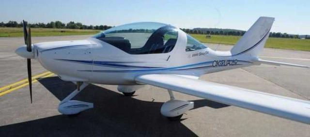 买一架小型私人飞机多少钱?-