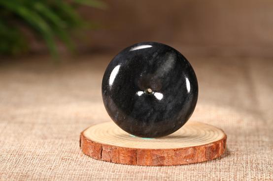 和田玉的分类及特征（14种和田玉的基本分类大全）(18)