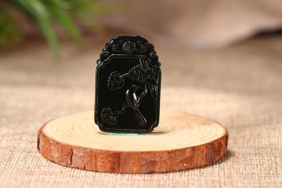 和田玉的分类及特征（14种和田玉的基本分类大全）(12)