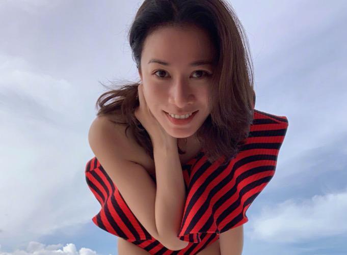 港星佘诗曼再次点赞辱华内容，这次她的道歉或不管用了