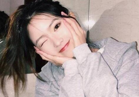 看她是否愿意和你续存关系